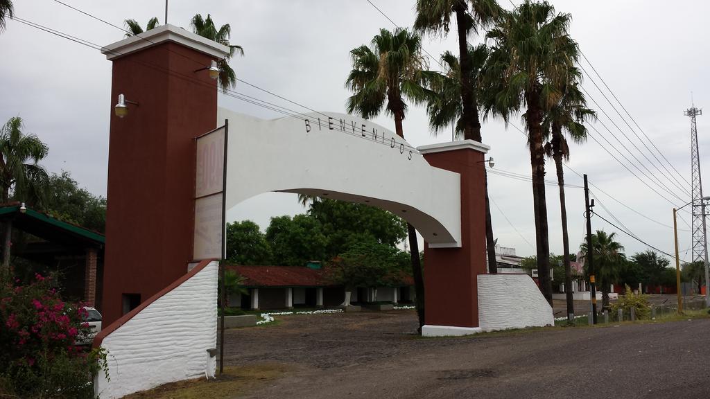Hotel El Rancho Navojoa Exteriör bild