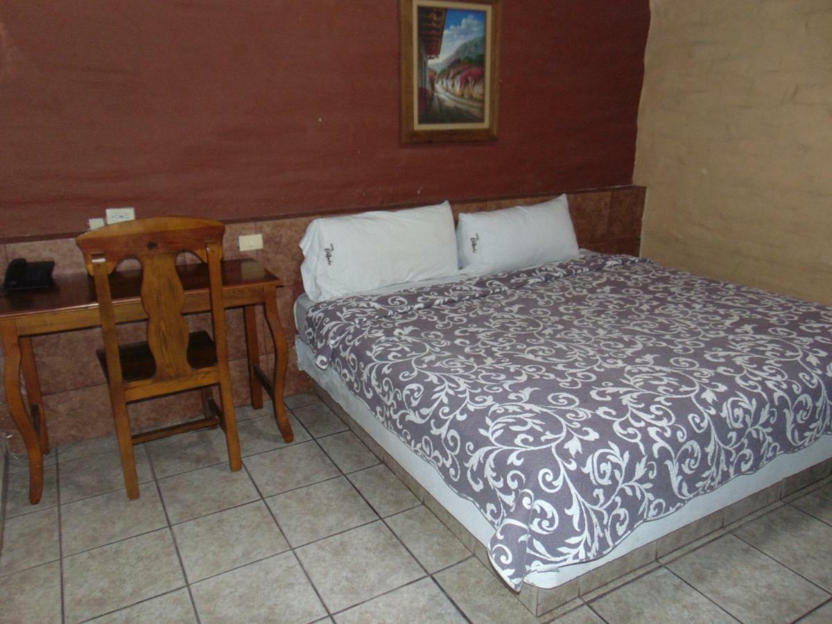 Hotel El Rancho Navojoa Exteriör bild